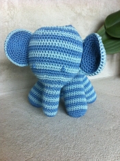 Hæklet elefant blå/lyseblå - lille